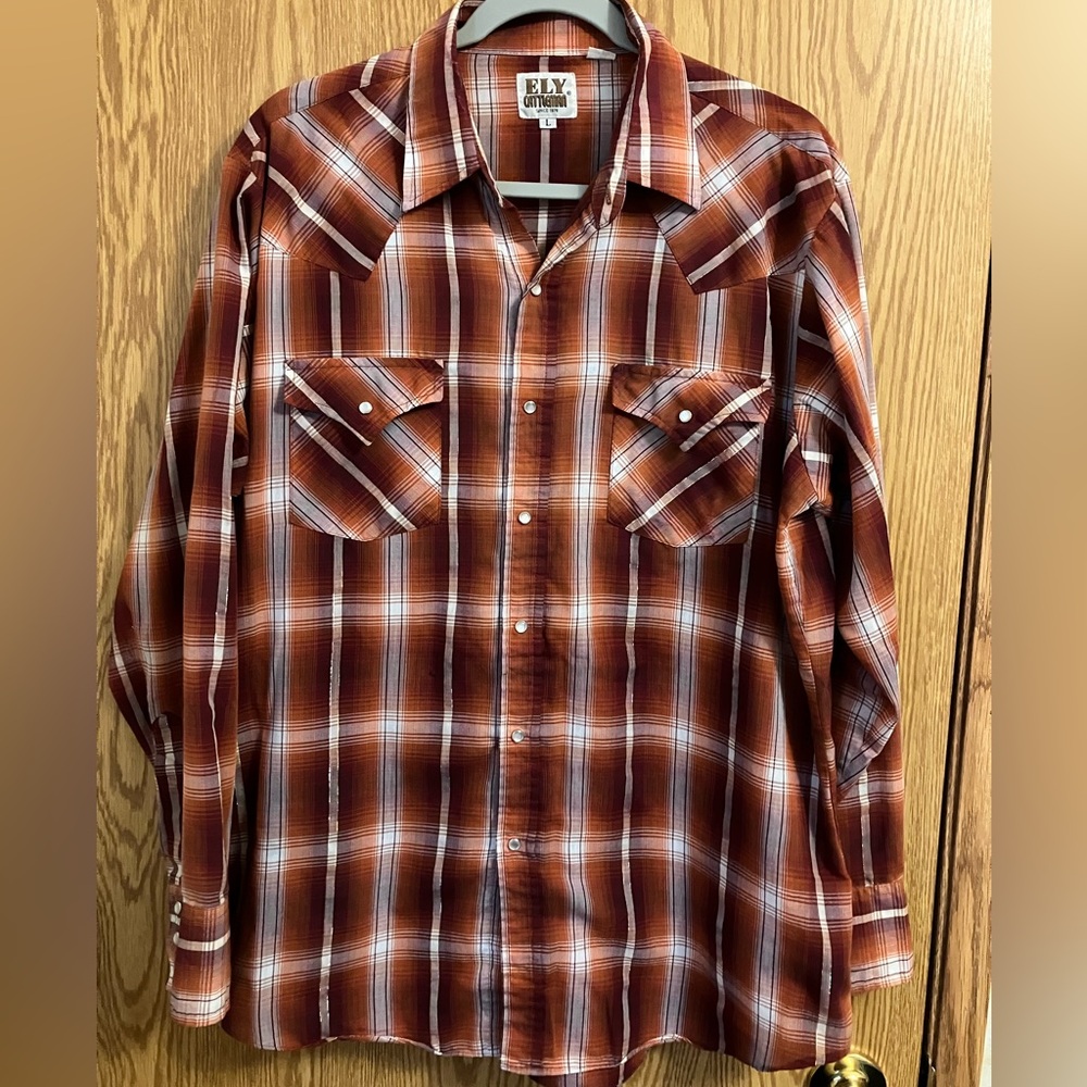 Ely Cattleman Men's Rust Plaid Snap Down Long Sleeve Shirt Large‎